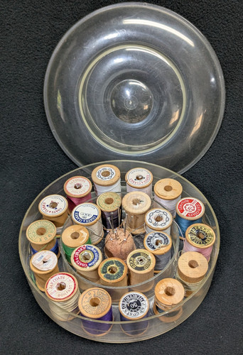 Vintage wooden thread - vintage,