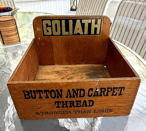 Antique oak goliath - antique, dovetailed